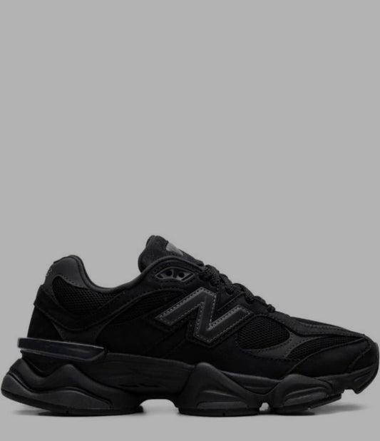 Black New Balance 9060
